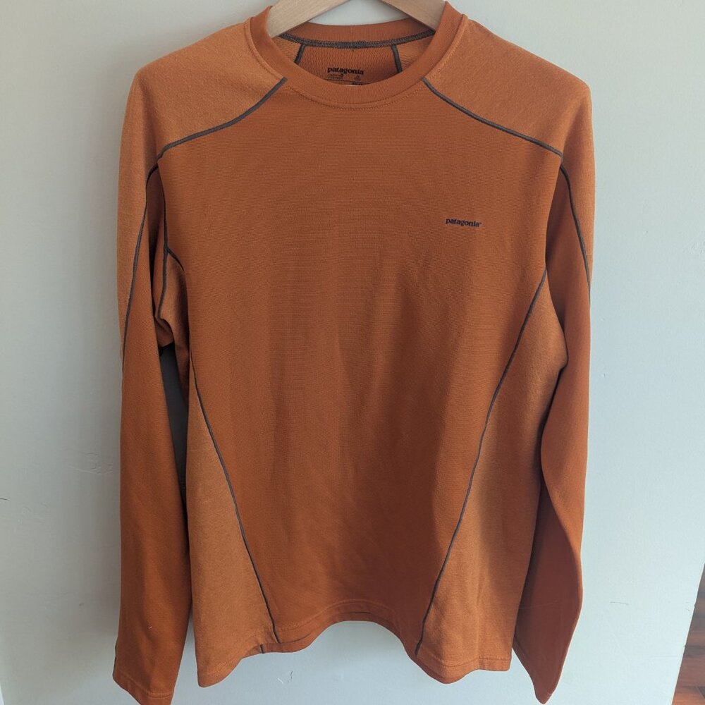 Patagonia Capilene Midweight Thermal baselayer shirt in burnt orange, size small - Picture 2 of 5